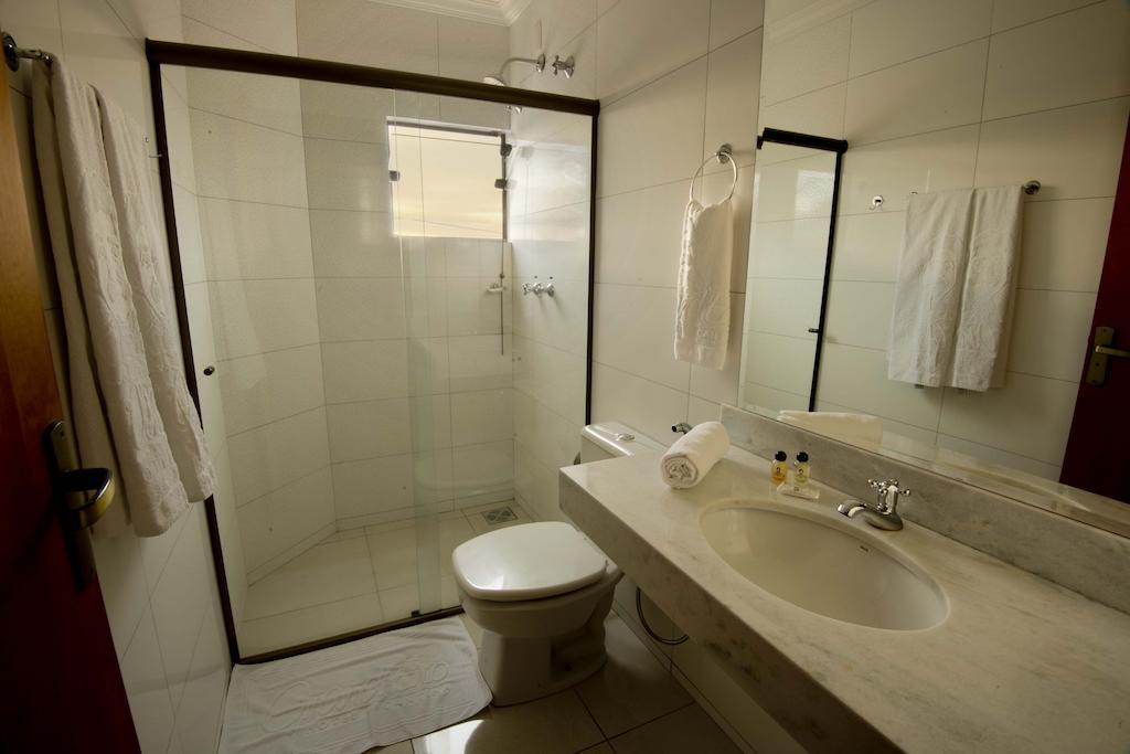Grand Enio Hotel e Cantina Varginha  Habitación foto